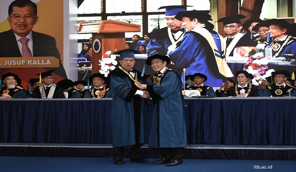 ITB Anugerahkan Doktor HC kepada M. Jusuf Kalla