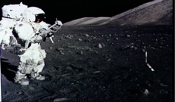 Mantan Astronaut NASA Percaya ada Kehidupan Lain di Luar Bumi