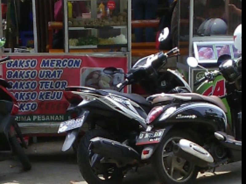 Bakso mercon mas eko cabang kalbis