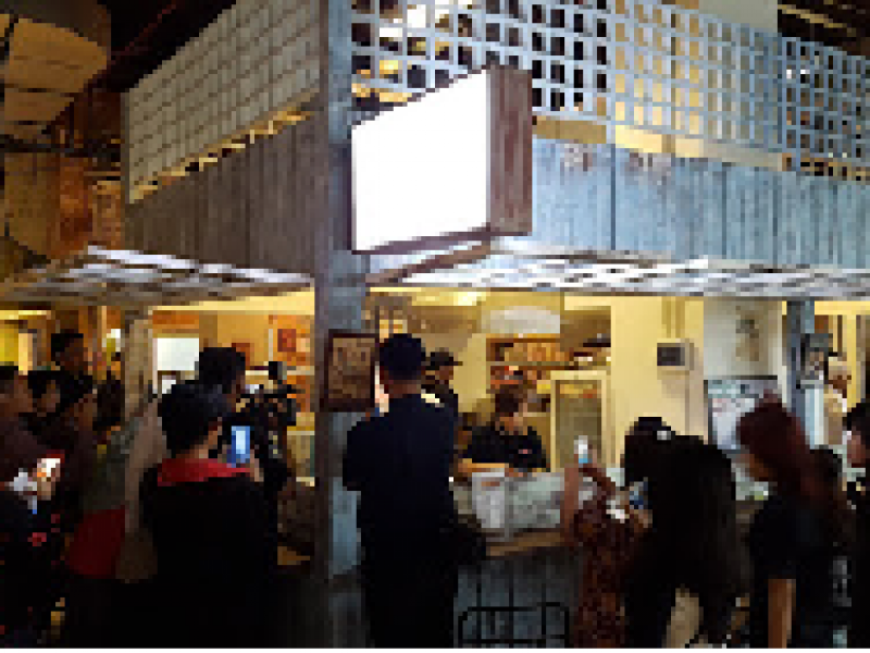 Tangki Wood Foodcourt Artis